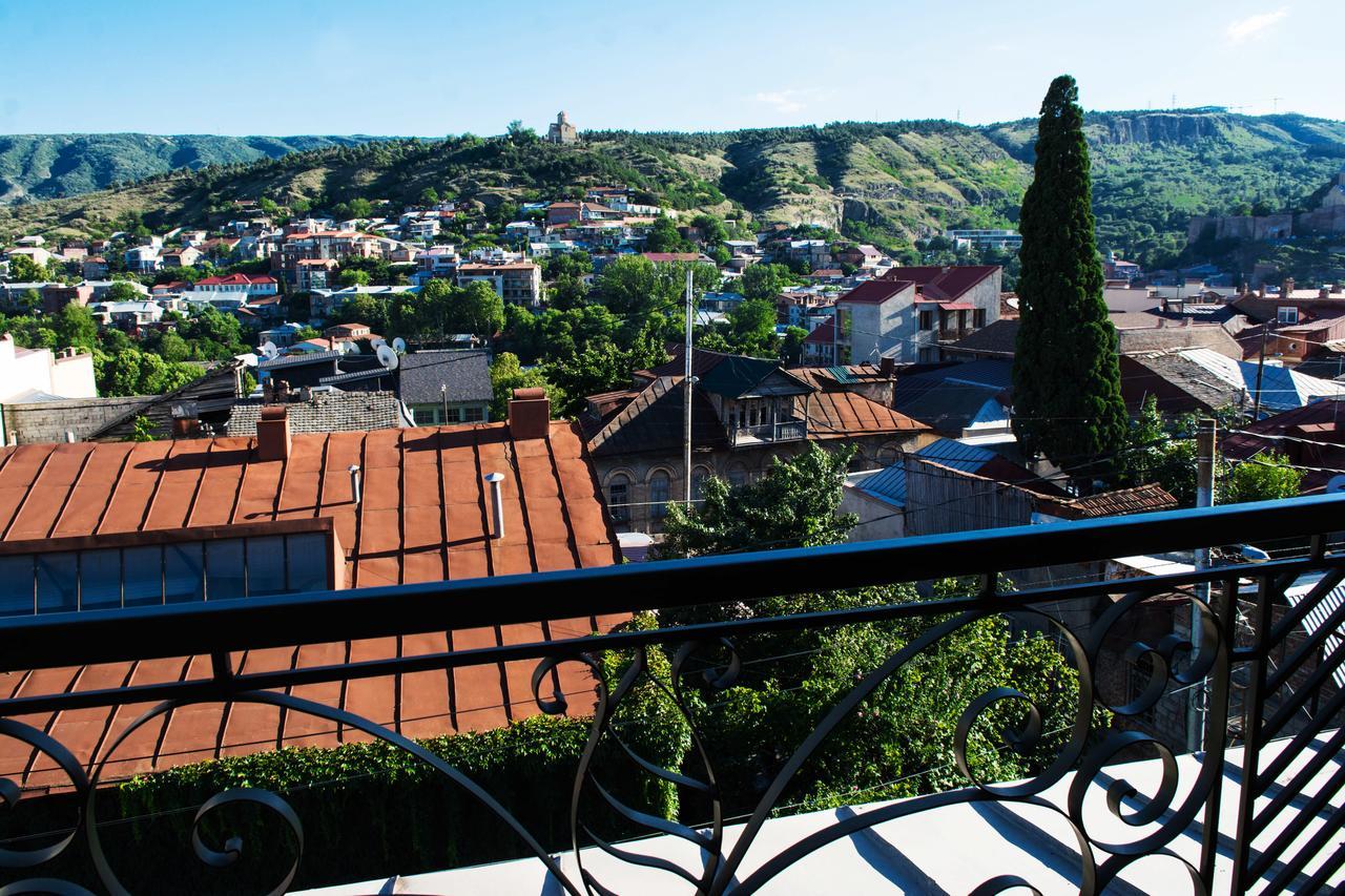 Flamingo Hotel Tbilisi Buitenkant foto